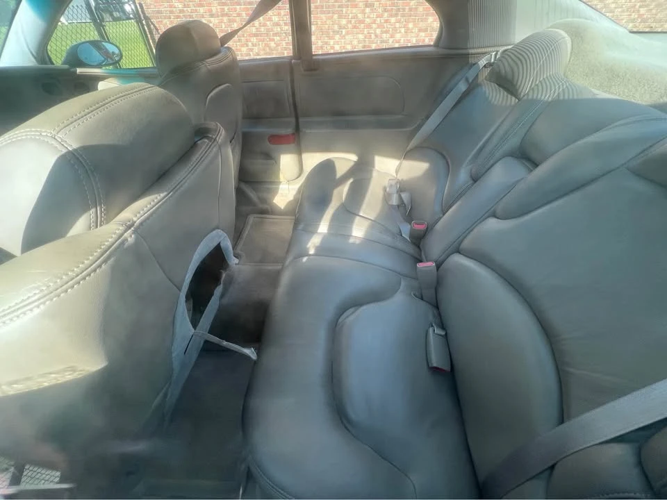1999 Buick Riviera 8th Gen - Image 5 of 5