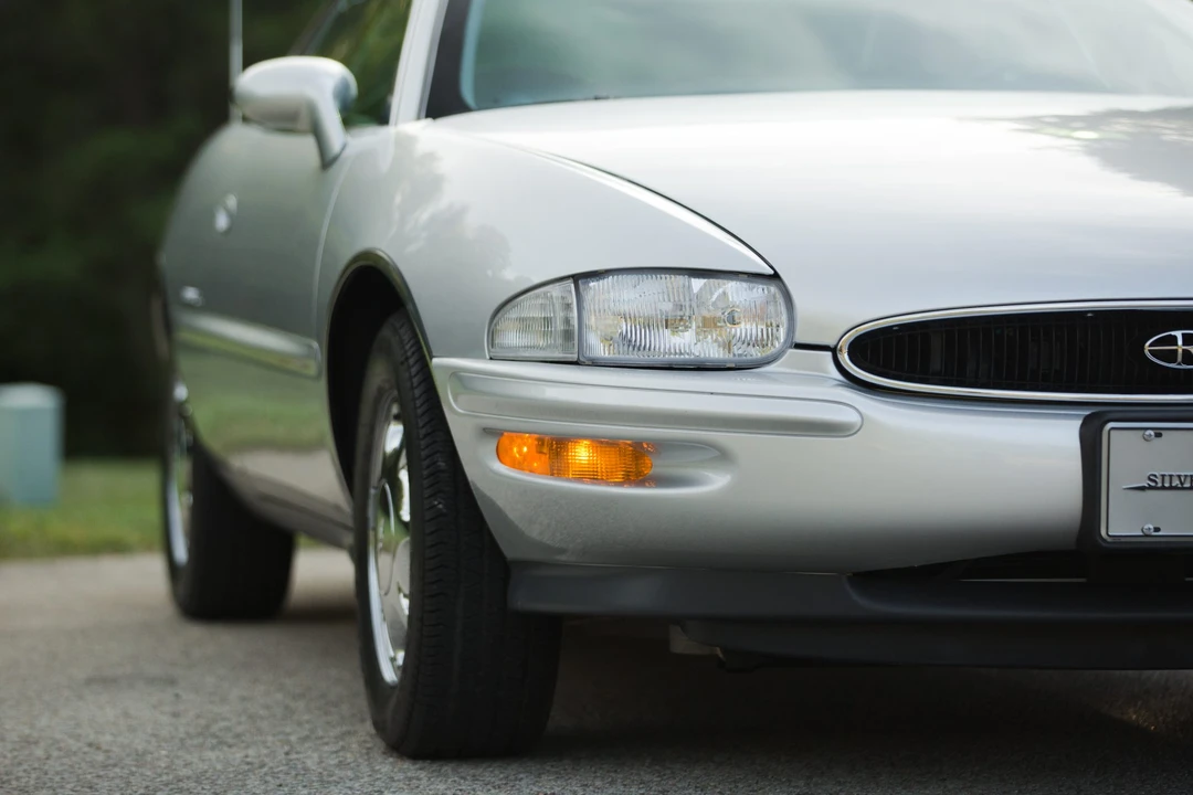 1999 Buick Riviera 8th Gen - Image 31 of 31