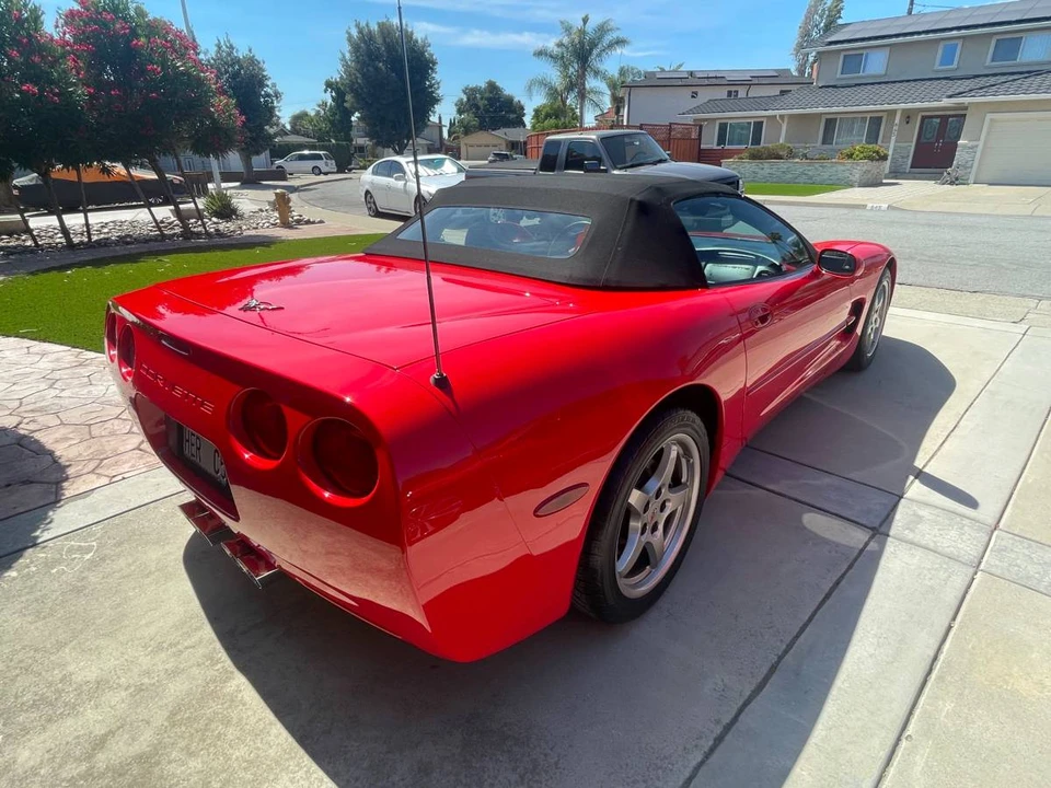 1999 Chevrolet Corvette C5 - Image 4 of 11