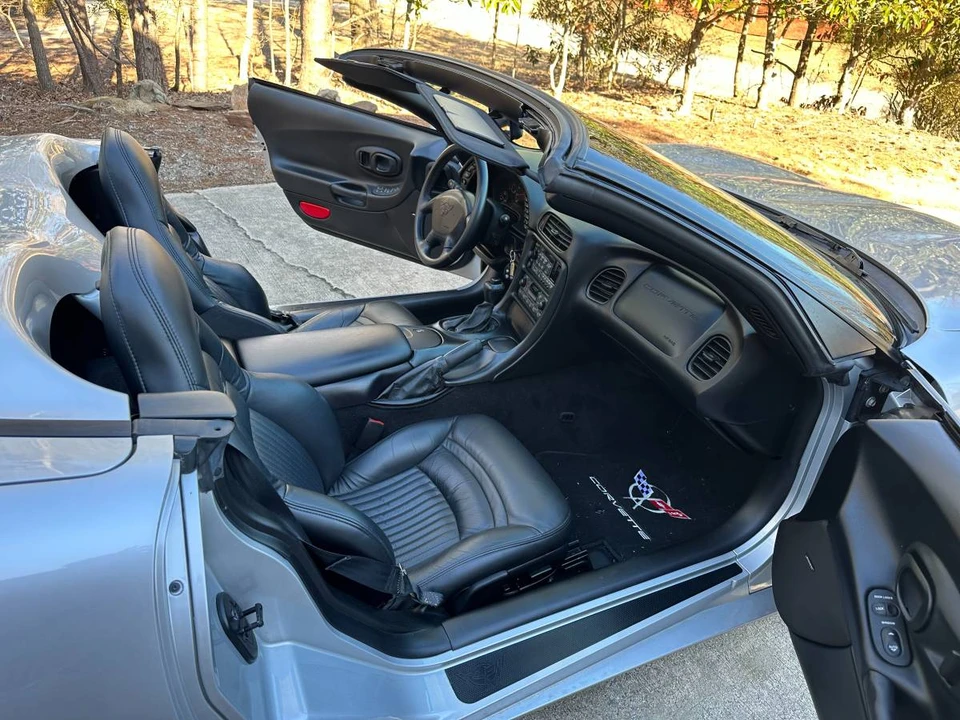1999 Chevrolet Corvette C5 - Image 10 of 16