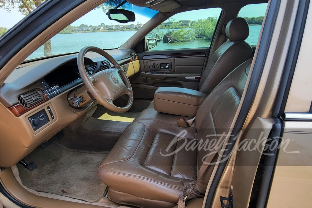 1999 Cadillac DeVille 7th Gen - Image 2 of 6