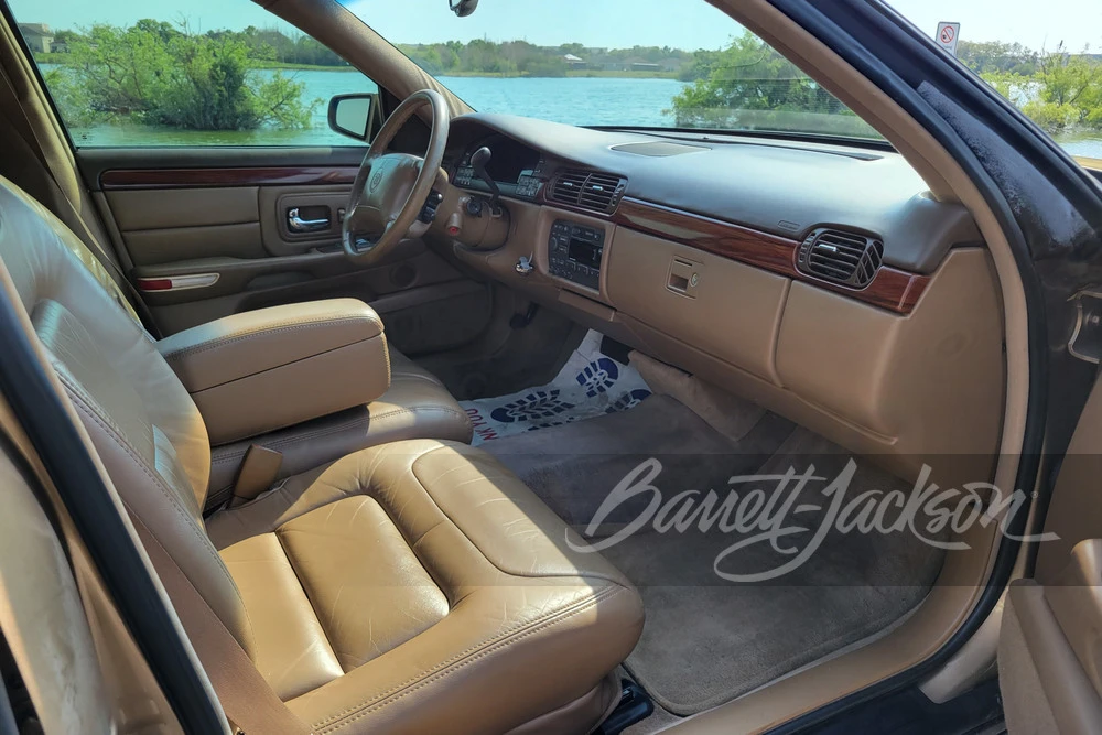 1999 Cadillac DeVille 7th Gen - Image 4 of 6