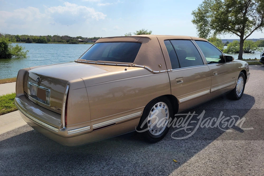 1999 Cadillac DeVille 7th Gen - Image 5 of 6