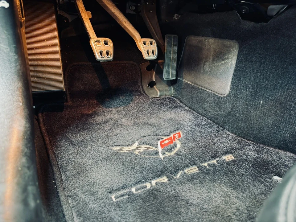 1999 Chevrolet Corvette C5 - Image 25 of 31