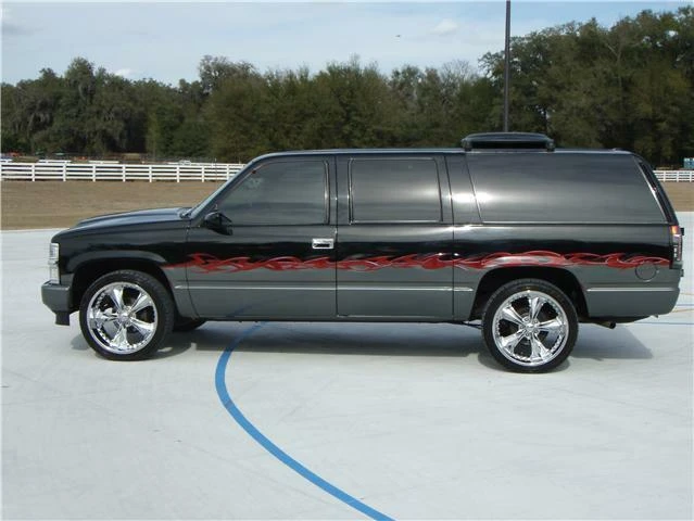 1999 Chevrolet Suburban 8th Gen - Image 5 of 5