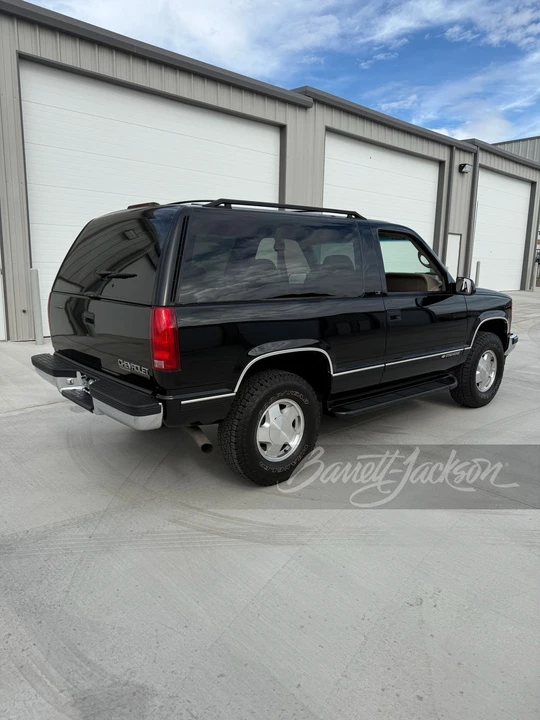 1999 Chevrolet Tahoe 1st Gen - Image 2 of 20