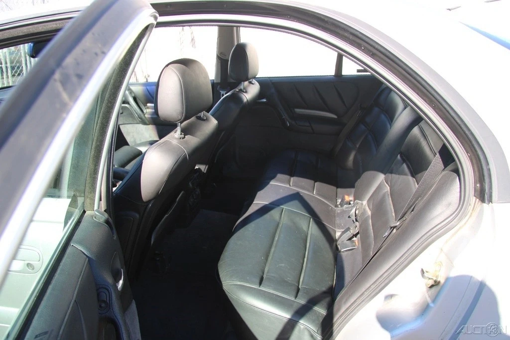 1999 Cadillac Catera - Image 20 of 21
