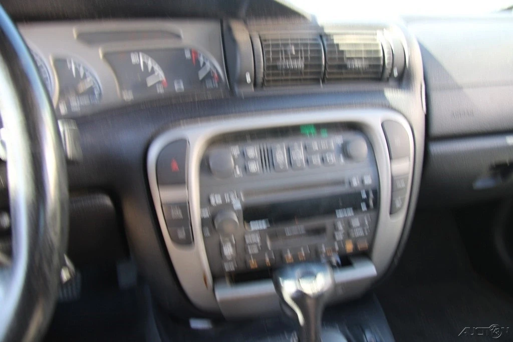 1999 Cadillac Catera - Image 17 of 21