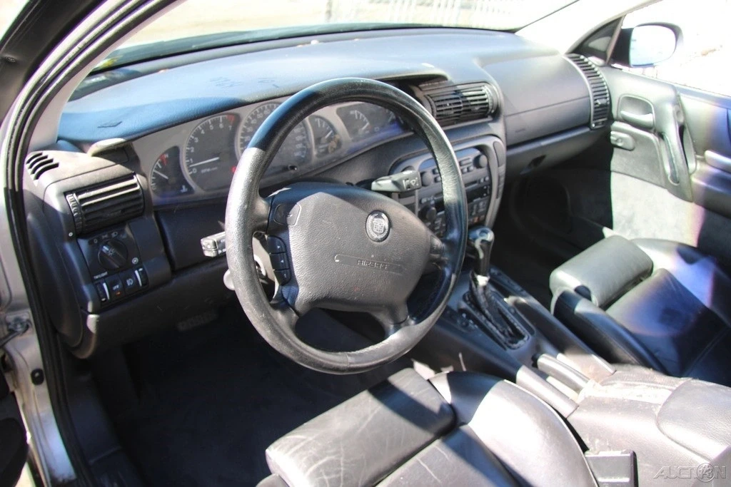 1999 Cadillac Catera - Image 14 of 21