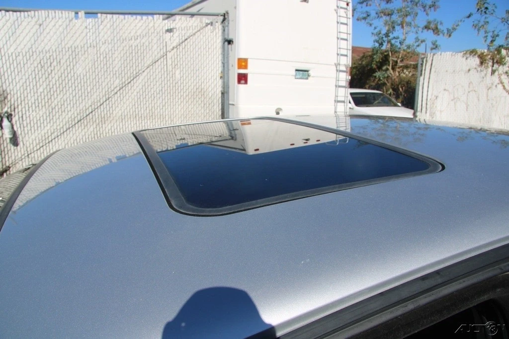 1999 Cadillac Catera - Image 10 of 21
