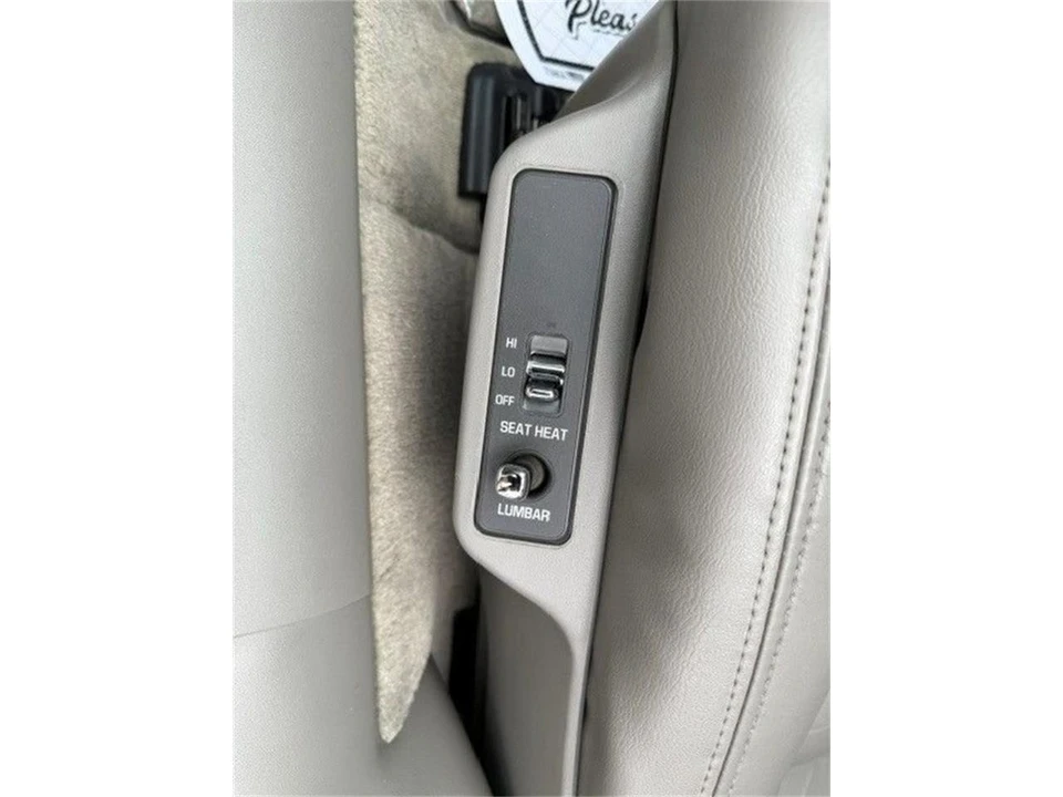 1999 Cadillac DeVille 7th Gen - Image 18 of 20