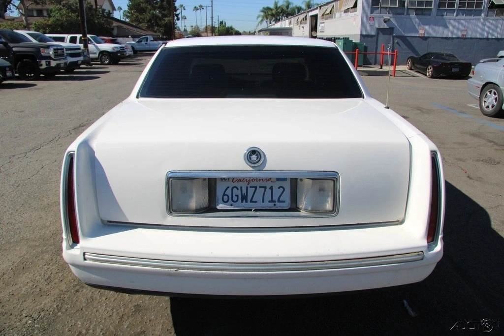 1999 Cadillac DeVille 7th Gen - Image 5 of 21