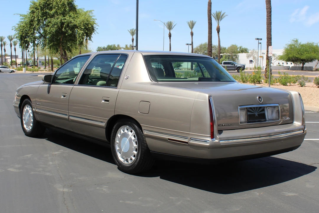 1999 Cadillac DeVille 7th Gen - Image 4 of 6