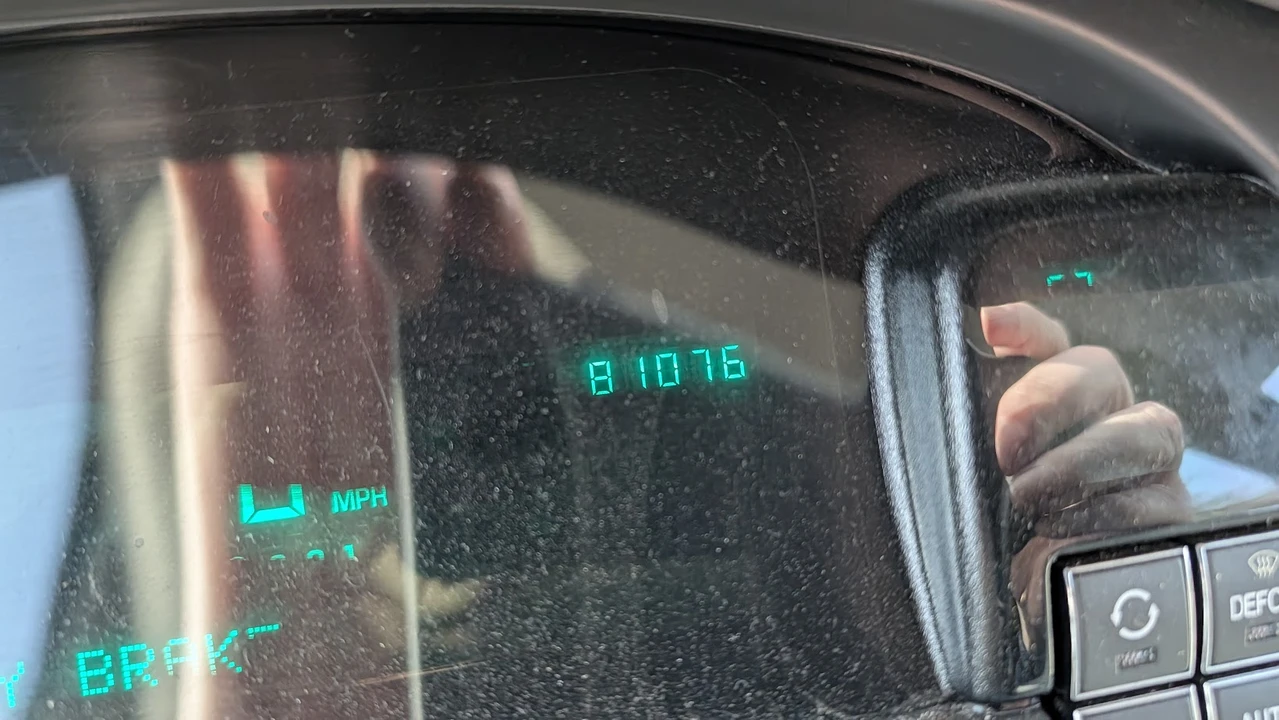 1999 Cadillac DeVille 7th Gen - Image 22 of 31