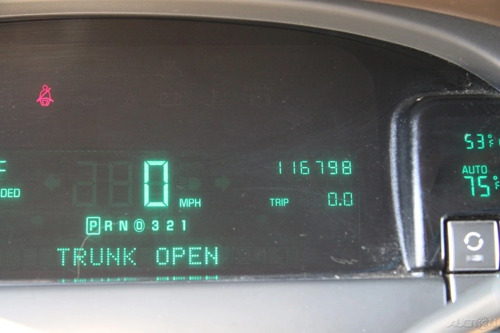 1999 Cadillac DeVille 8th Gen - Image 14 of 21