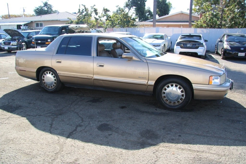1999 Cadillac DeVille 8th Gen - Image 7 of 21
