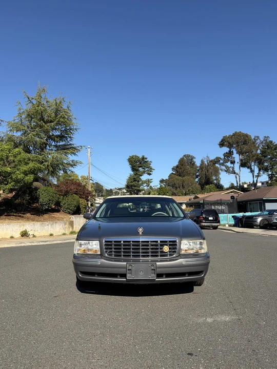 1999 Cadillac DeVille 7th Gen - Image 12 of 31