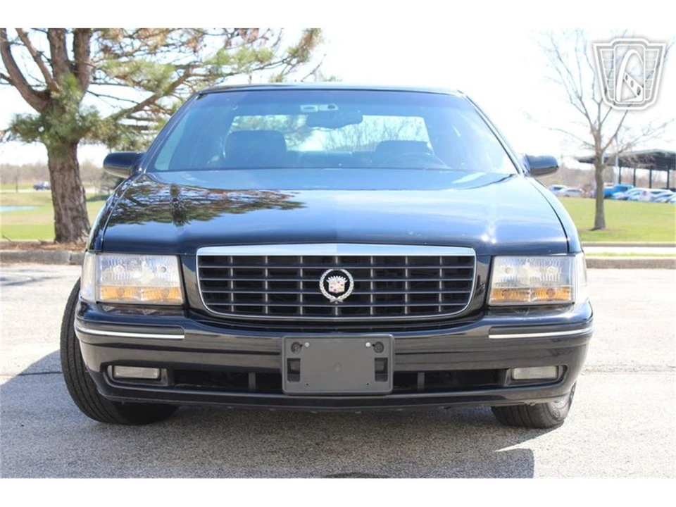 1999 Cadillac DeVille 7th Gen - Image 23 of 31