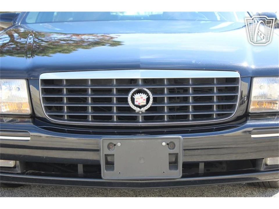 1999 Cadillac DeVille 7th Gen - Image 29 of 31