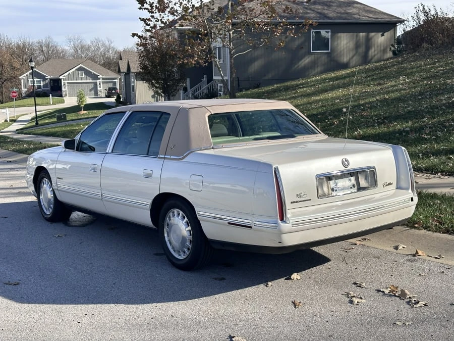 1999 Cadillac DeVille 7th Gen - Image 6 of 22