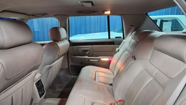1999 Cadillac DeVille 7th Gen - Image 20 of 21