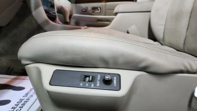 1999 Cadillac DeVille 7th Gen - Image 9 of 21
