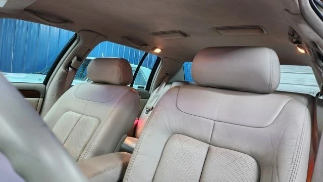 1999 Cadillac DeVille 7th Gen - Image 8 of 21