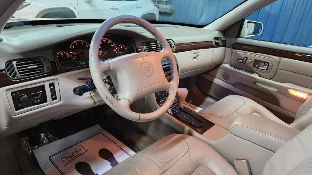 1999 Cadillac DeVille 7th Gen - Image 7 of 21
