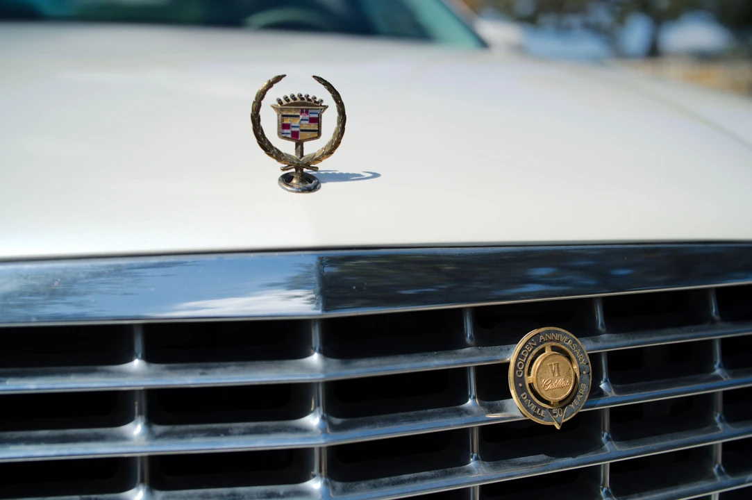 1999 Cadillac DeVille 7th Gen - Image 20 of 31