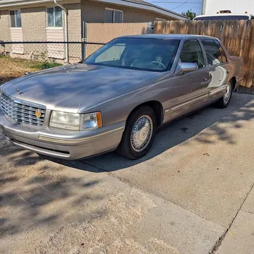 1999 Cadillac DeVille d'Elegance Sedan 4D