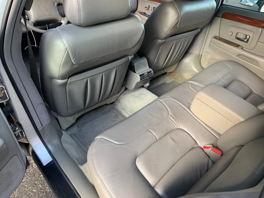 1999 Cadillac DeVille 7th Gen - Image 2 of 7