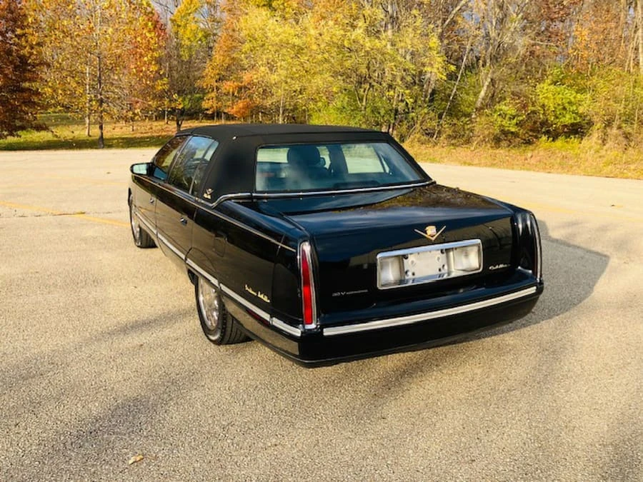 1999 Cadillac DeVille 7th Gen - Image 3 of 9
