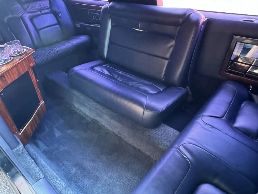 1999 Cadillac DeVille 7th Gen - Image 10 of 14