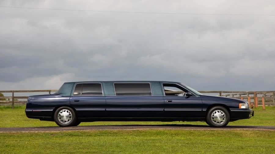 1999 Cadillac DeVille 7th Gen - Image 8 of 13