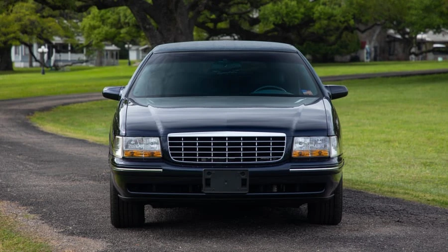 1999 Cadillac DeVille 7th Gen - Image 12 of 13