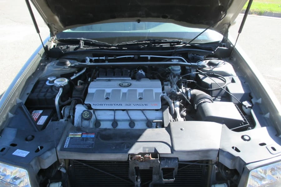 1999 Cadillac DeVille 7th Gen - Image 6 of 8