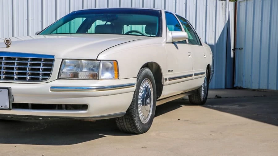 1999 Cadillac DeVille 7th Gen - Image 27 of 27