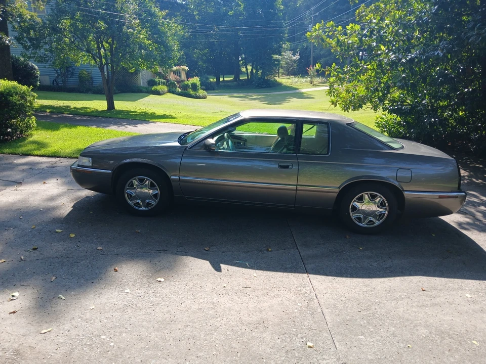 1999 Cadillac Eldorado 12th Gen - Image 11 of 18