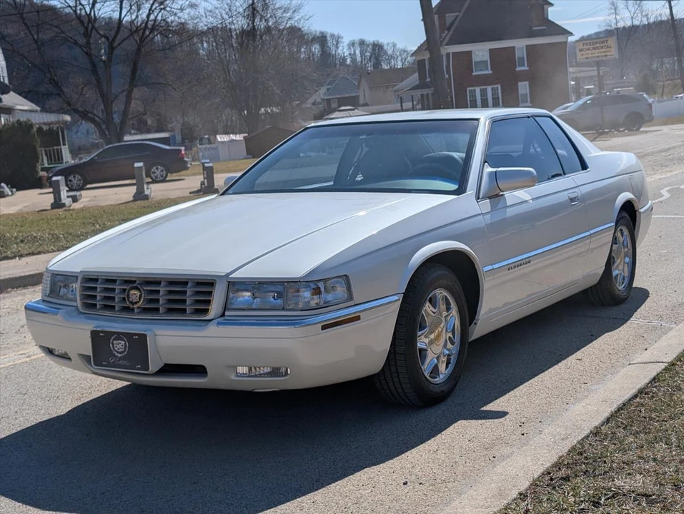 1999 Cadillac Eldorado 12th Gen - Image 10 of 31