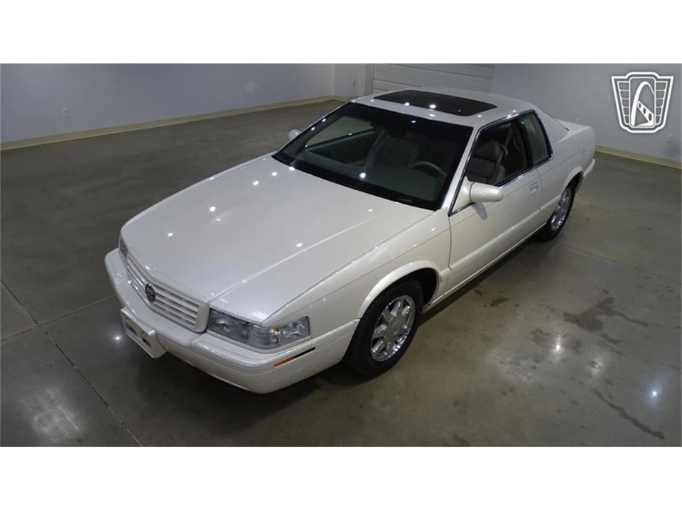 1999 Cadillac Eldorado 12th Gen - Image 2 of 31