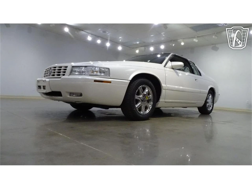 1999 Cadillac Eldorado 12th Gen - Image 3 of 31