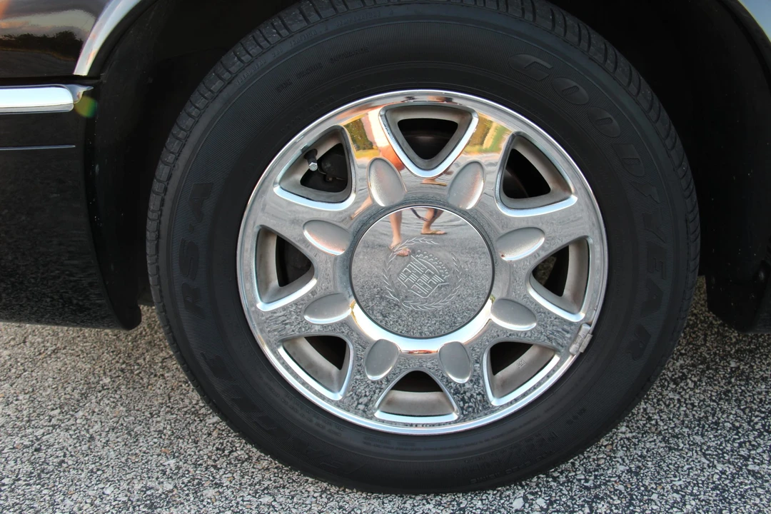 1999 Cadillac Eldorado 12th Gen - Image 30 of 31