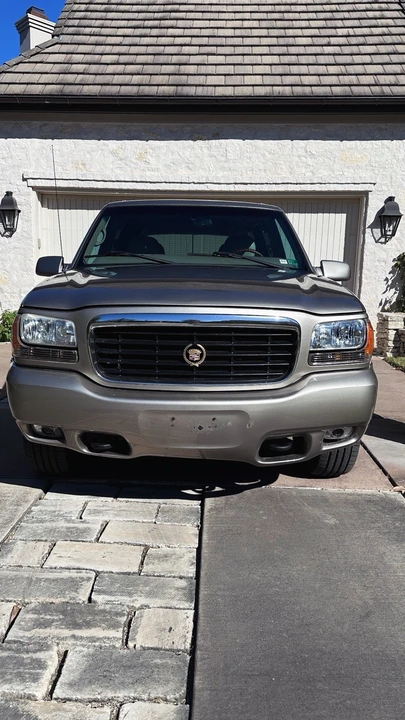 1999 Cadillac Escalade 1st Gen - Image 4 of 21