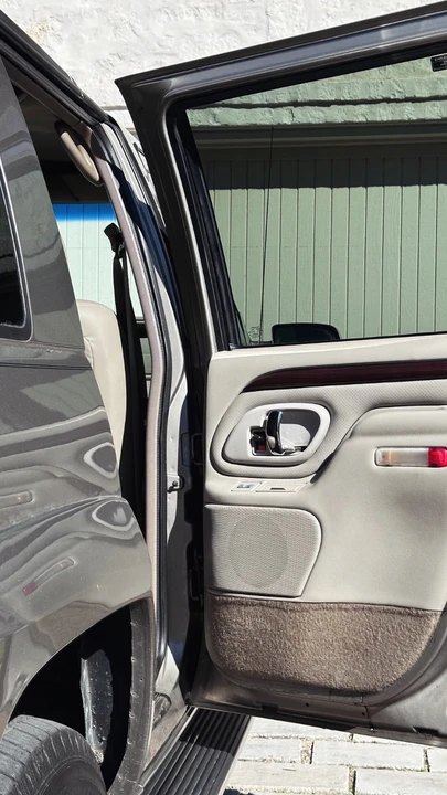 1999 Cadillac Escalade 1st Gen - Image 21 of 21