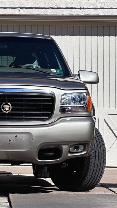 1999 Cadillac Escalade 1st Gen - Image 3 of 21