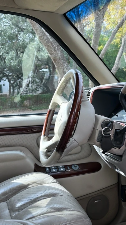1999 Cadillac Escalade 1st Gen - Image 18 of 21