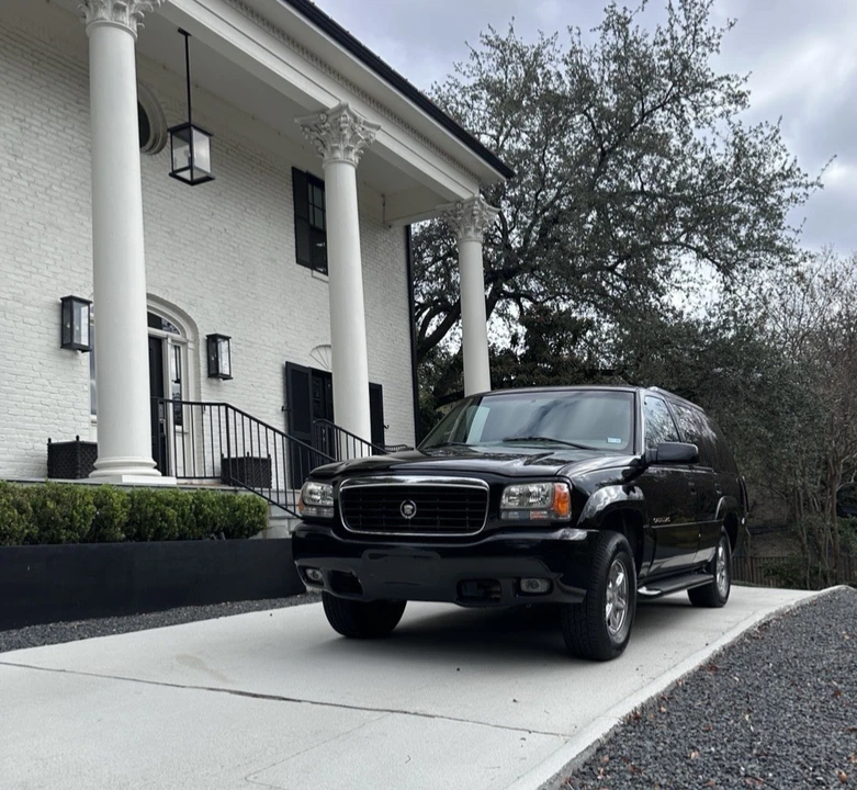 1999 Cadillac Escalade 1st Gen - Image 5 of 21