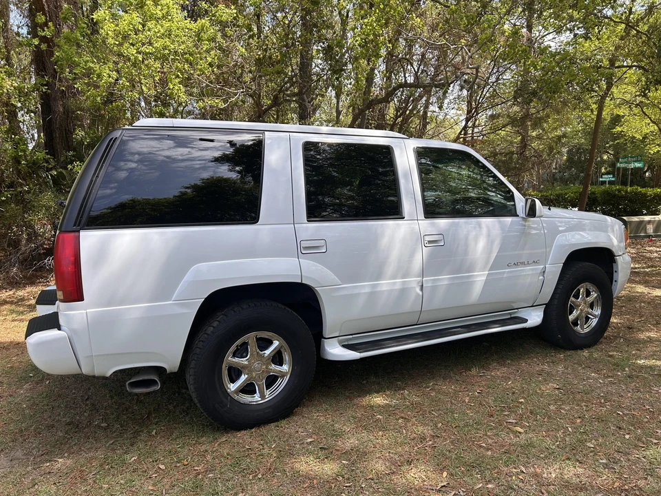 1999 Cadillac Escalade 1st Gen - Image 6 of 31