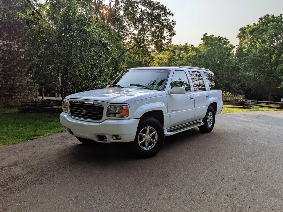 1999 Cadillac Escalade 1st Gen - Image 6 of 31