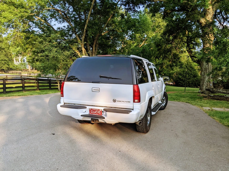 1999 Cadillac Escalade 1st Gen - Image 14 of 31